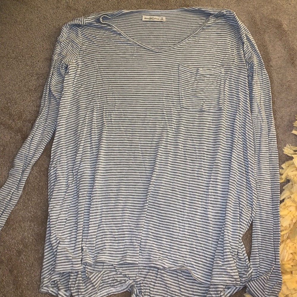 Abercrombie & Fitch long sleeve oversized tee